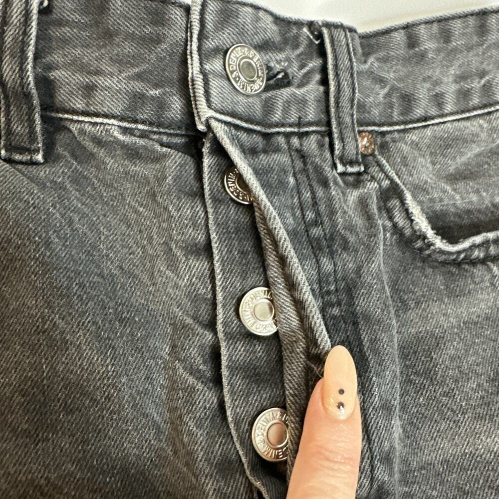 H&M Womens Size 4 Black Denim Mini Skirt High Waisted Distressed Frayed Jean - Picture 5 of 10
